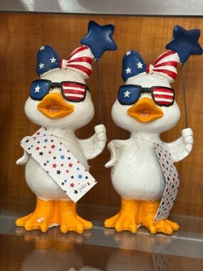 2 Patriotic Duck Figurine Party Decor - White/Red/Blue
